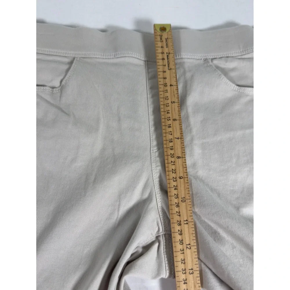 Gloria Vanderbilt All Around Slimming‎ Effect Pants Beige Cropped Size 10